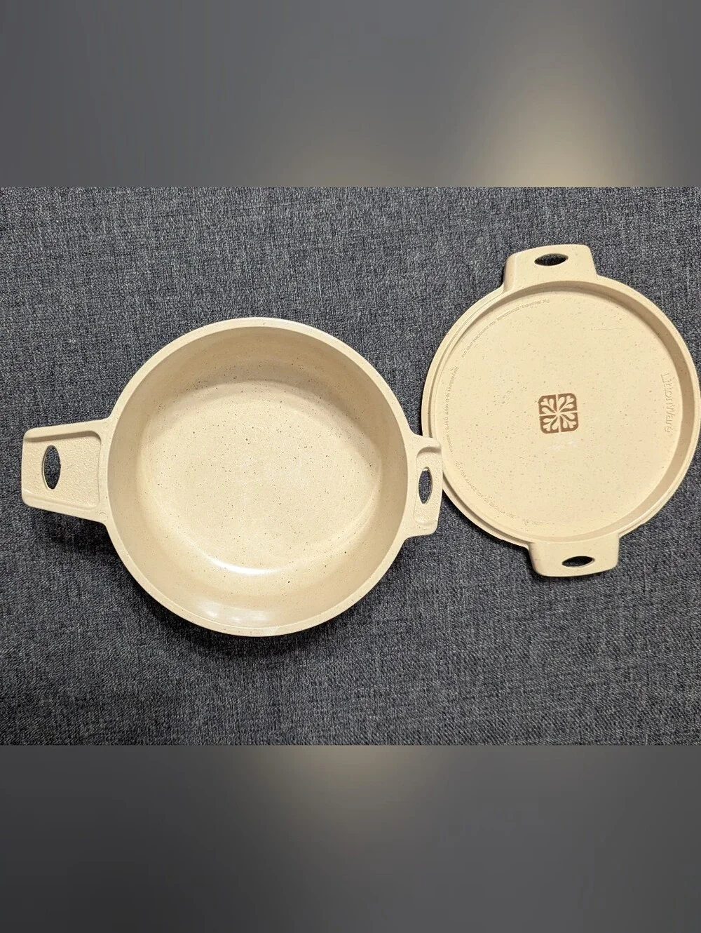 Vtg Round Littonware Microwave Cookware Bowl with Lid 39278 & 39277 Tan 2 Cup